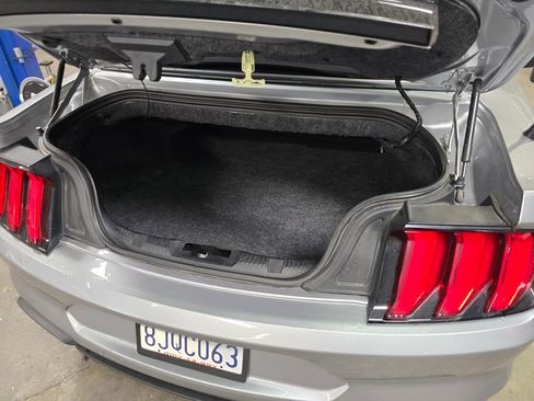 Used 2020 Ford Mustang Premium image 14