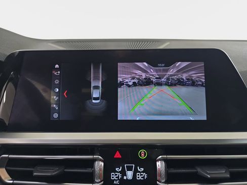 Used 2020 BMW 330i Sedan w/ Convenience Package image 24