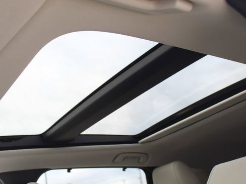 Certified 2025 MAZDA CX-90 Plug-In Hybrid w/Premium Sport image 30