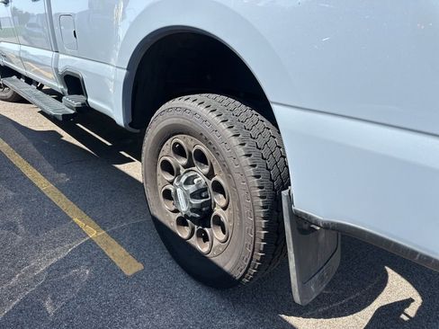 Used 2025 Ford F250 Lariat w/ Lariat Ultimate Package image 13