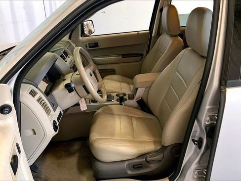 Used 2011 Ford Escape XLT image 15