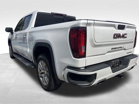 Used 2022 GMC Sierra 1500 Denali image 9