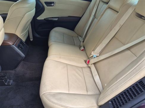 Used 2014 Toyota Avalon XLE Premium FWD image 16