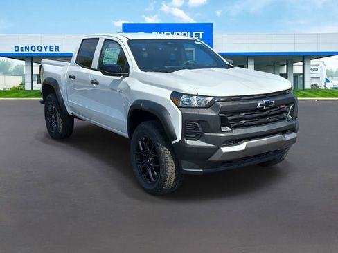 New 2026 Chevrolet Colorado Trail Boss AWD/4WD image 4