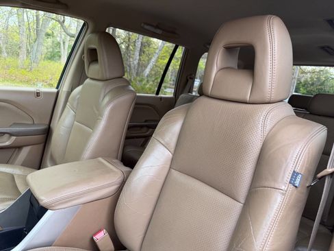Used 2004 Honda Pilot EX image 14