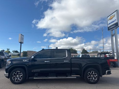 Used 2024 GMC Sierra 1500 SLT w/ SLT Premium Plus Package image 2