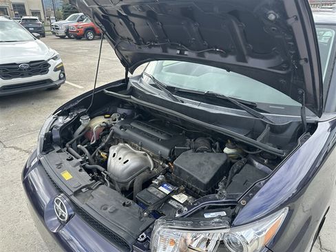 Used 2012 Scion xB FWD image 37