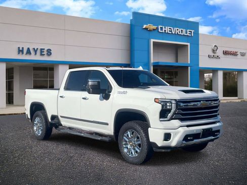 Certified 2024 Chevrolet Silverado 3500 High Country w/ High Country Premium Package AWD/4WD image 1