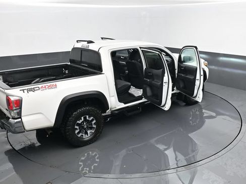 Used 2023 Toyota Tacoma TRD Off-Road AWD/4WD image 27