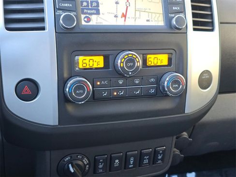 Used 2013 Nissan Frontier PRO-4X w/ Pro-4x Luxury Pkg image 63