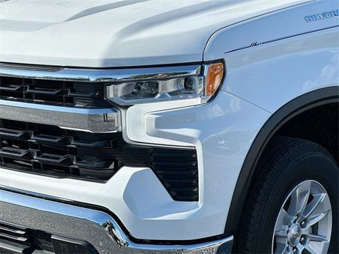 Used 2023 Chevrolet Silverado 1500 LT image 6