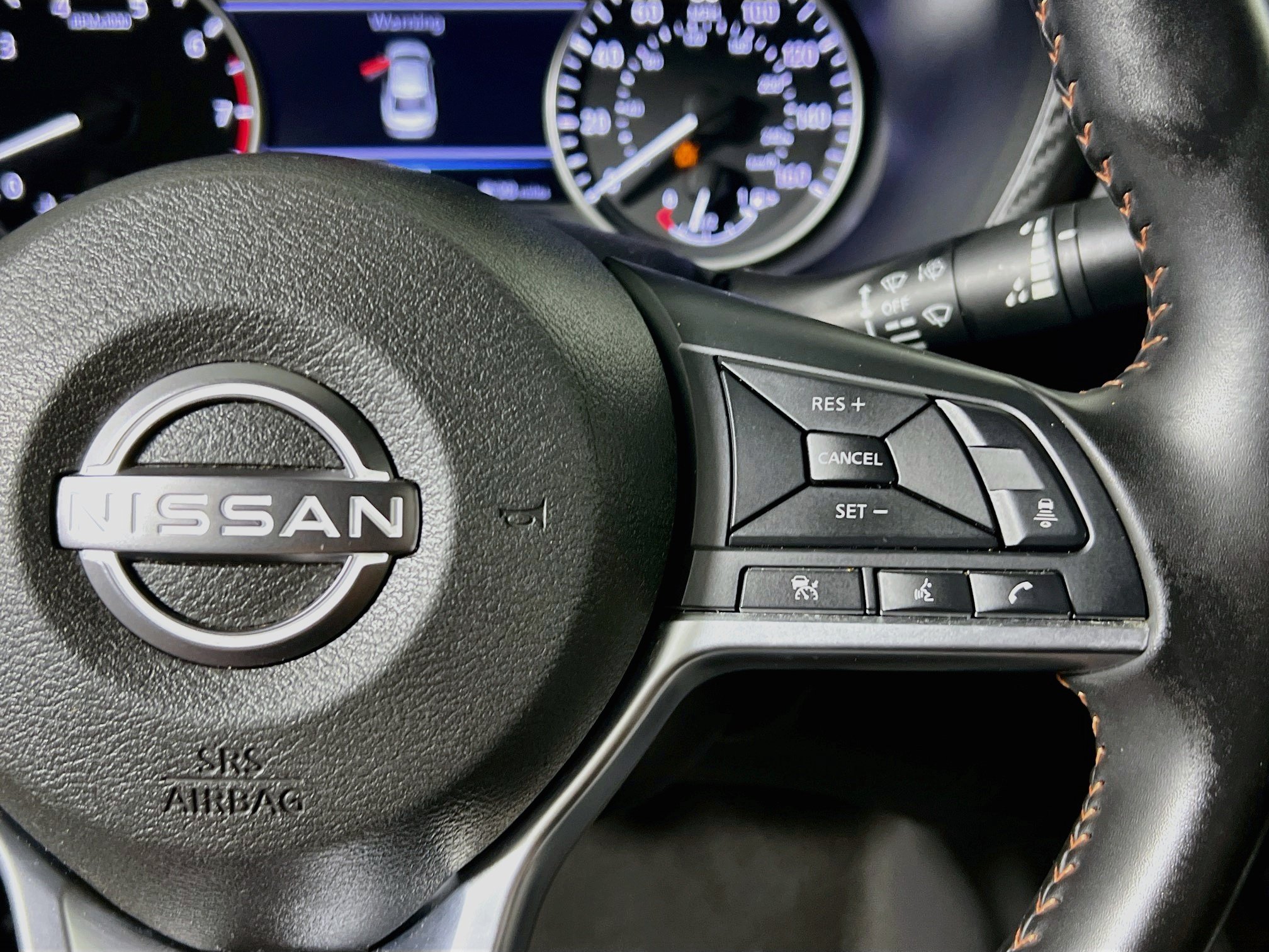 Used 2025 Nissan Sentra SR FWD image 19