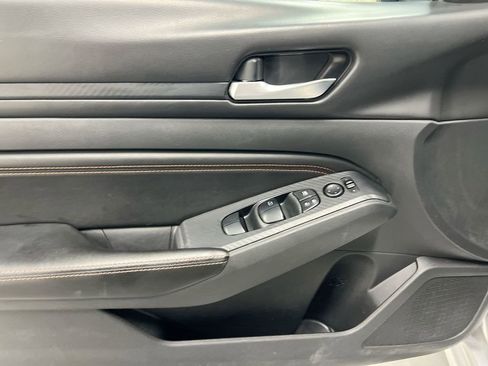 Used 2020 Nissan Altima 2.0 SR image 21