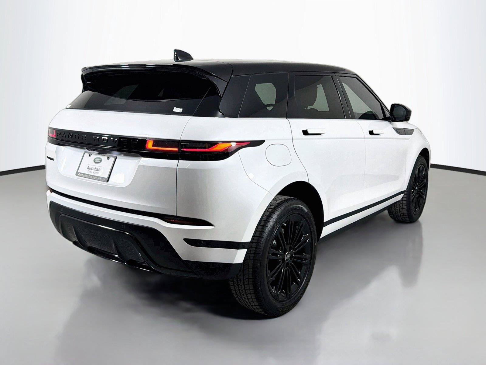 New 2026 Land Rover Range Rover Evoque S AWD/4WD image 5