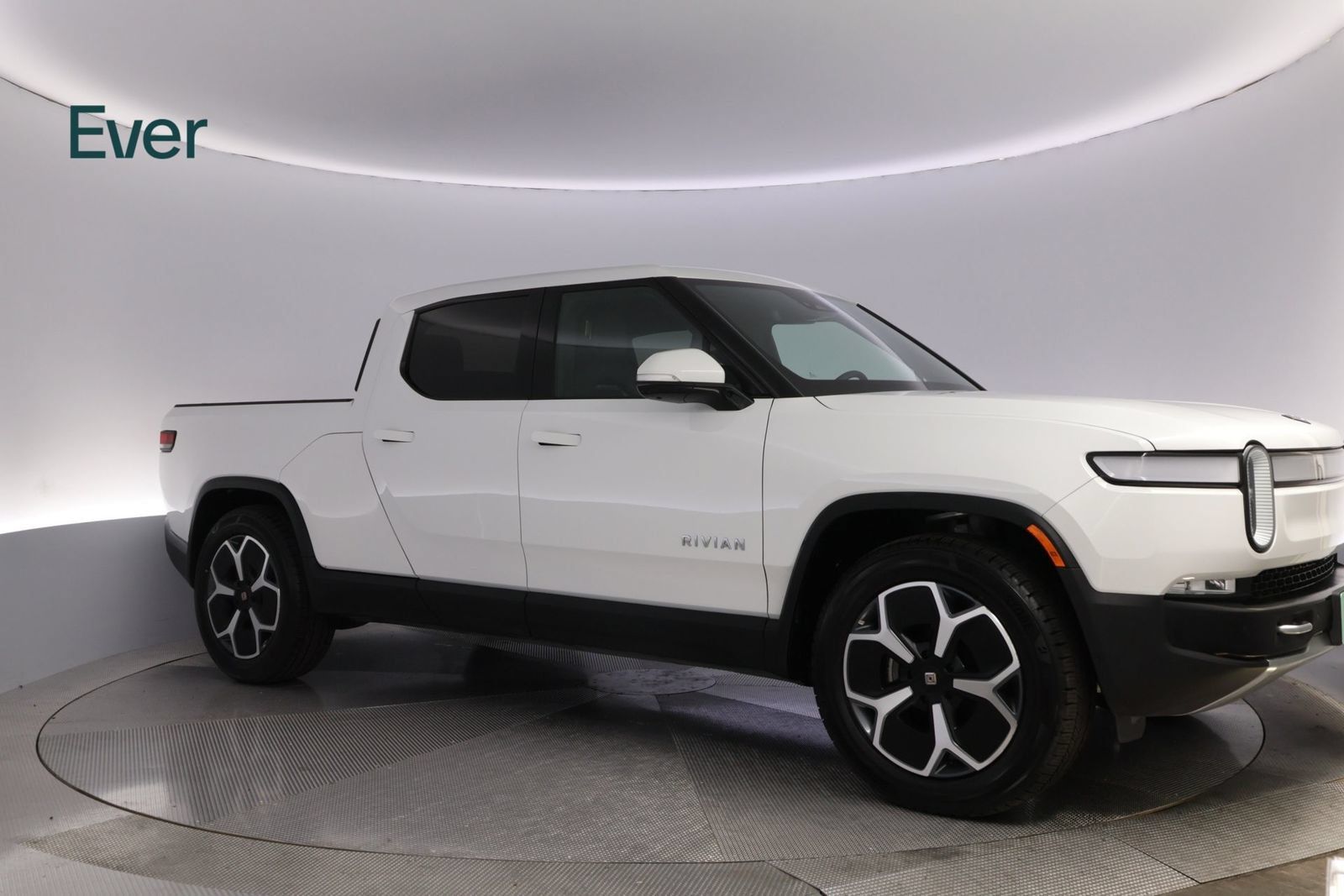 Used 2023 Rivian R1T Adventure Dual AWD/4WD image 14