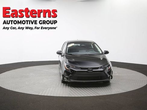 Used 2025 Toyota Corolla LE FWD image 53