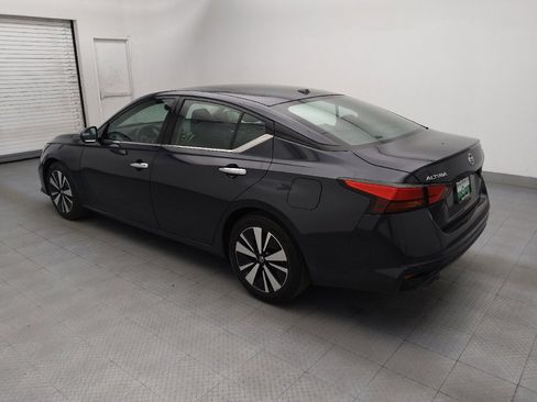 Used 2019 Nissan Altima 2.5 SL FWD image 3
