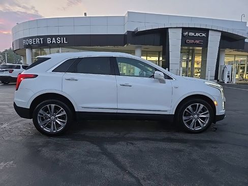 Certified 2024 Cadillac XT5 Premium Luxury AWD/4WD image 7