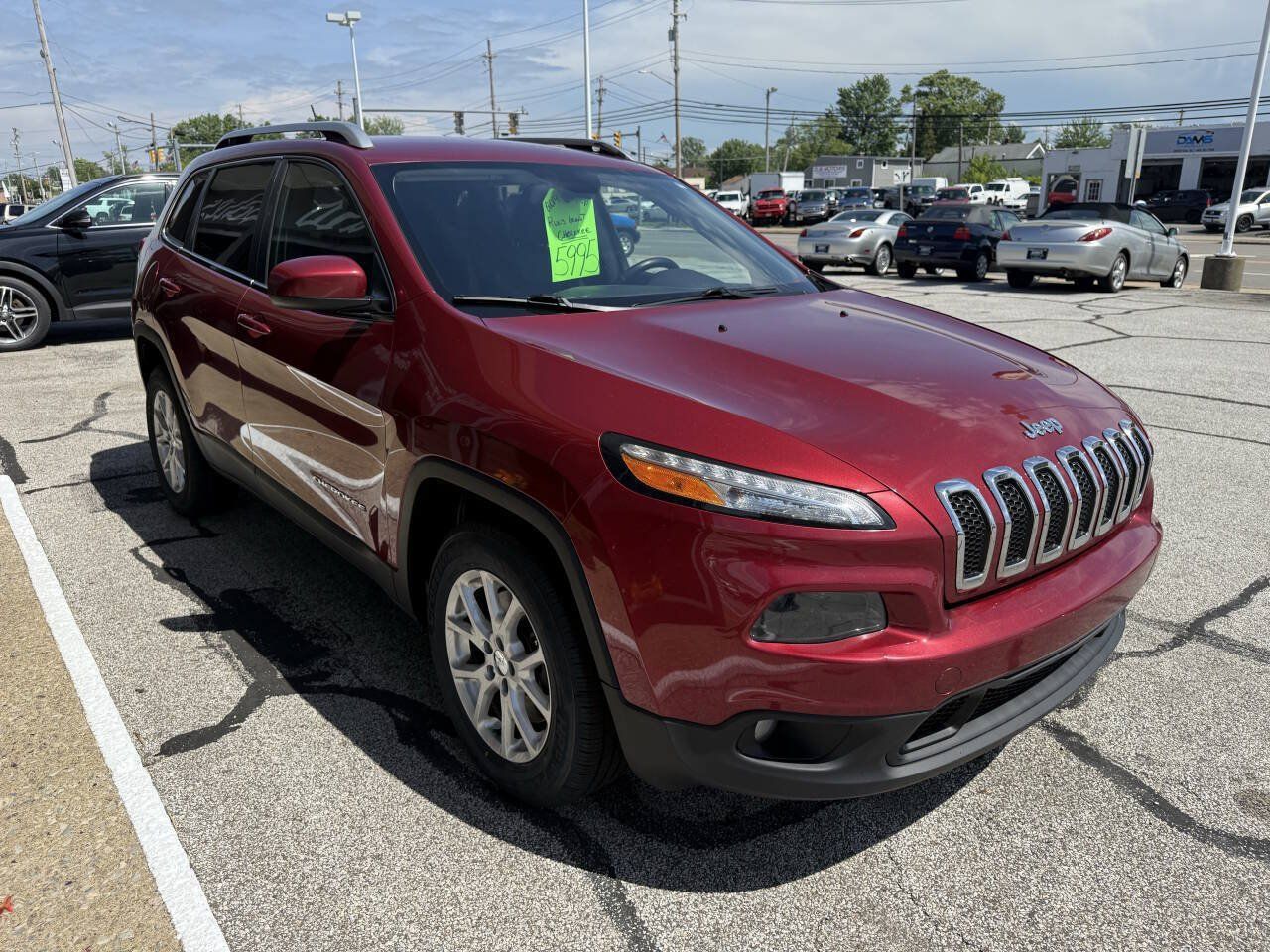 Used 2014 Jeep Cherokee Latitude w/ Cold Weather Group AWD/4WD image 4