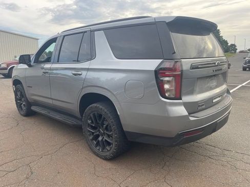 Used 2024 Chevrolet Tahoe RST w/ Luxury Package AWD/4WD image 4