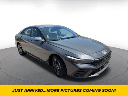 Used 2025 Hyundai Elantra SEL