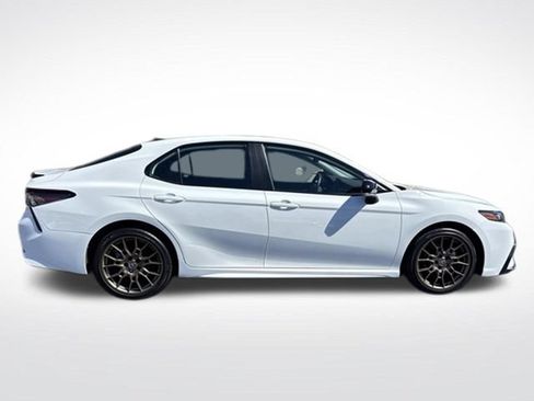 Used 2023 Toyota Camry SE w/ Convenience Package FWD image 6