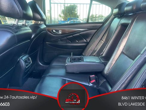 Used 2018 INFINITI Q50 Luxe w/ Essential Package (3.0T Luxe) image 16