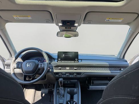 Used 2023 Honda Accord EX image 10