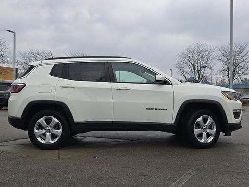 Used 2020 Jeep Compass Latitude image 24