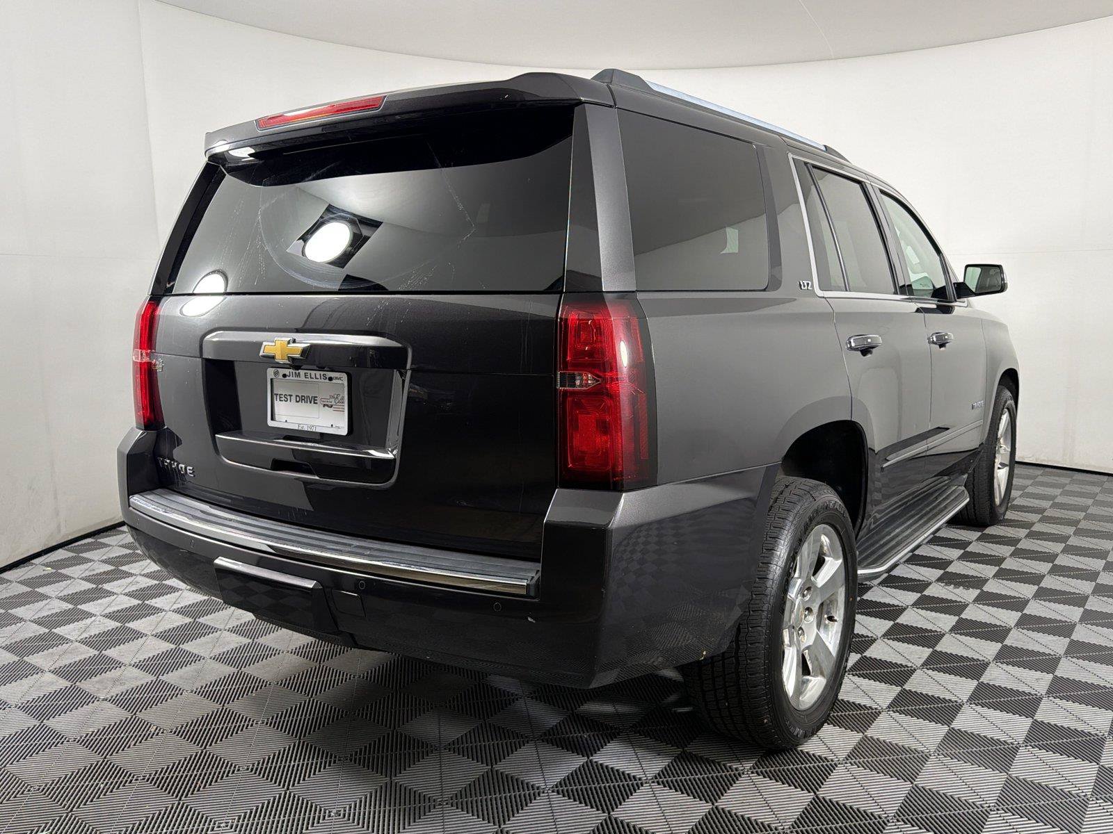 Used 2015 Chevrolet Tahoe LTZ RWD image 5