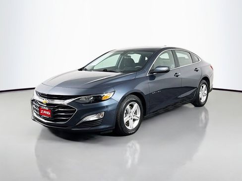 Used 2020 Chevrolet Malibu LS w/ Driver Confidence Package image 1