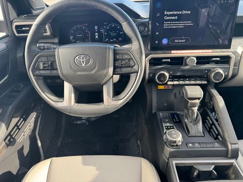 Certified 2025 Toyota Tacoma Limited AWD/4WD image 15