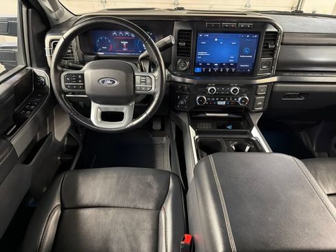 Used 2024 Ford F350 Lariat w/ Lariat Ultimate Package AWD/4WD image 8