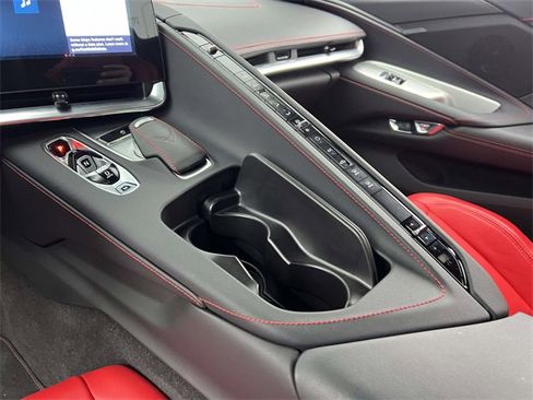 Certified 2024 Chevrolet Corvette Stingray Convertible w/ Z51 Performance Package image 20