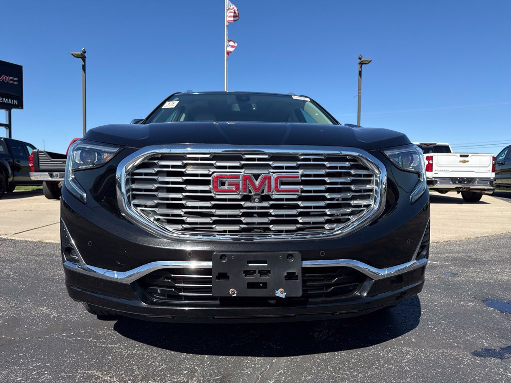 Used 2019 GMC Terrain Denali w/ Advanced Safety Package AWD/4WD image 7