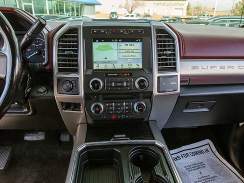 Used 2018 Ford F450 Platinum w/ Platinum Ultimate Package image 15