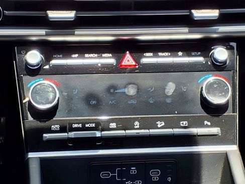 Certified 2024 Hyundai Santa Fe XRT AWD/4WD image 13