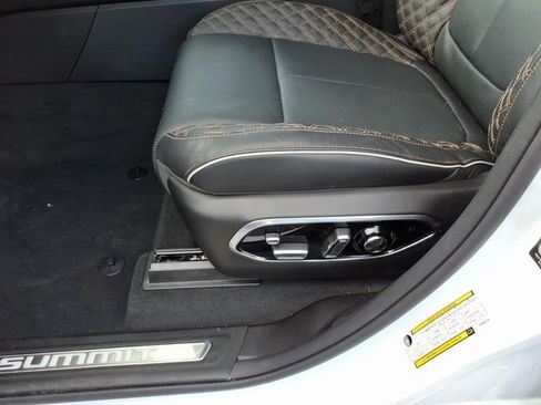 New 2026 Jeep Grand Cherokee L Summit image 6