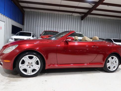 Used 2006 Lexus SC 430 Convertible RWD image 1