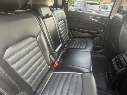 Used 2017 Ford Edge SEL w/ Equipment Group 201A AWD/4WD image 36