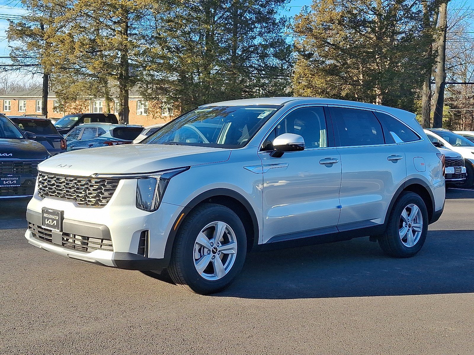 New 2026 Kia Sorento LX FWD image 2