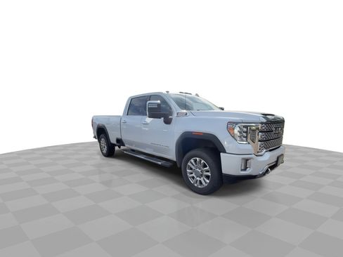 Certified 2022 GMC Sierra 3500 Denali w/ Denali Ultimate Package image 4