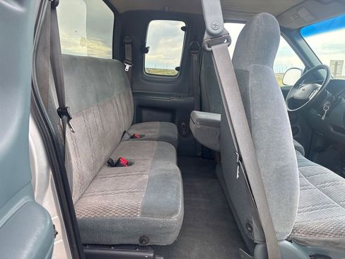 Used 1998 Ford F150 XLT image 17
