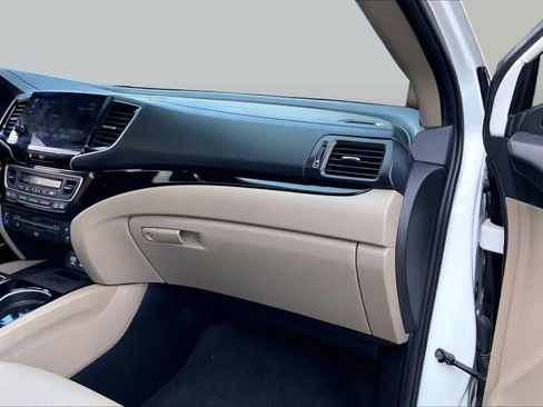 Used 2021 Honda Pilot Elite image 19