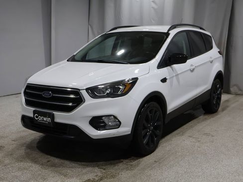 Used 2019 Ford Escape SE image 7