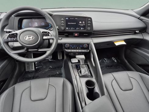 New 2026 Hyundai Elantra SEL Sport FWD image 10