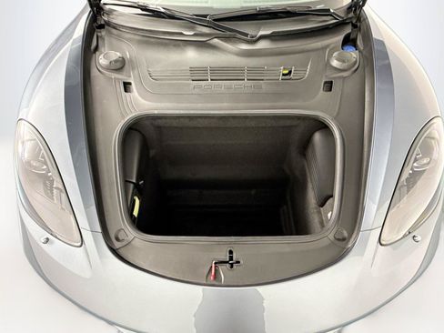 Used 2025 Porsche 718 Cayman RWD image 25