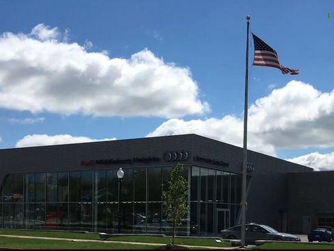 Certified 2025 Audi Q7 2.0T Premium w/ Premium Plus Package AWD/4WD image 38