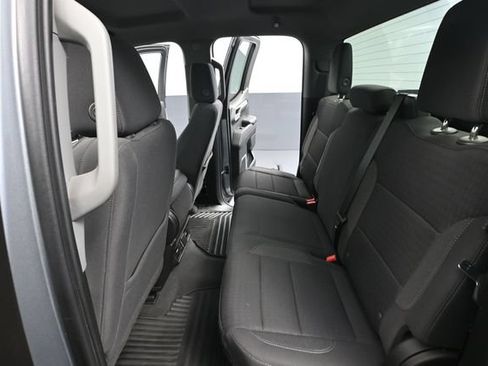 Used 2023 Chevrolet Silverado 1500 LT AWD/4WD image 40