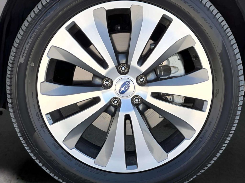 Used 2019 Subaru Ascent Limited AWD/4WD image 41